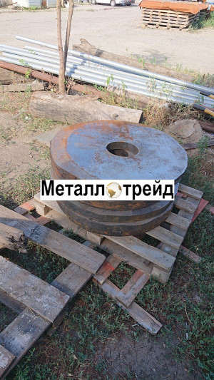Поковка стальная 45 420 мм